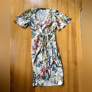 Zara wrap style front knot floral dress size XS